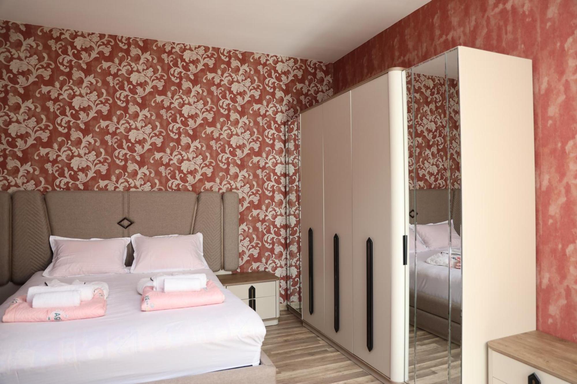 Feel House Hotel T'erjola Exterior photo